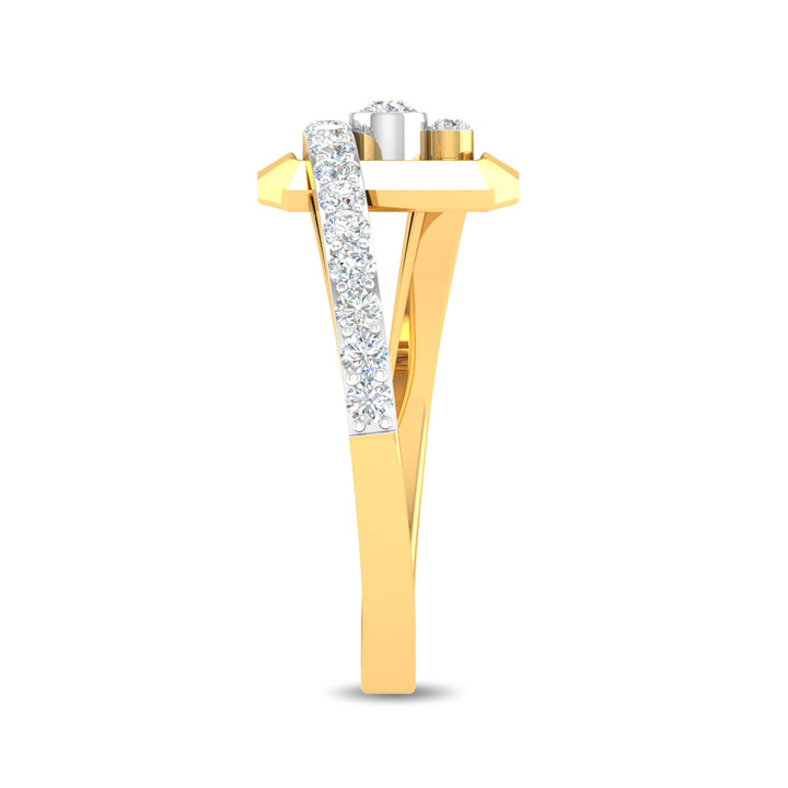 Vadia Ring