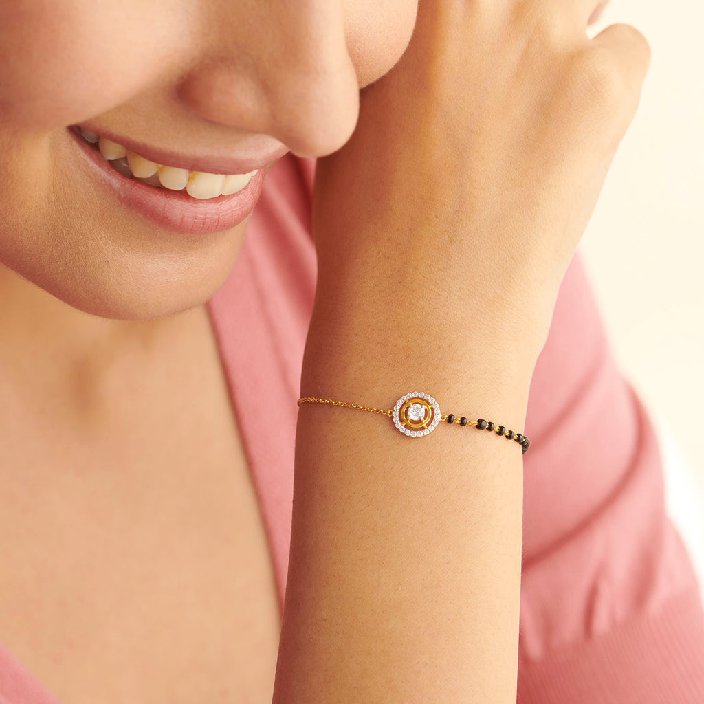 Rowena Solitaire Mangalsutra Bracelet