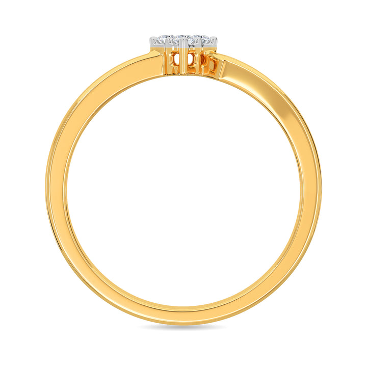 Glistening Diamond Ring