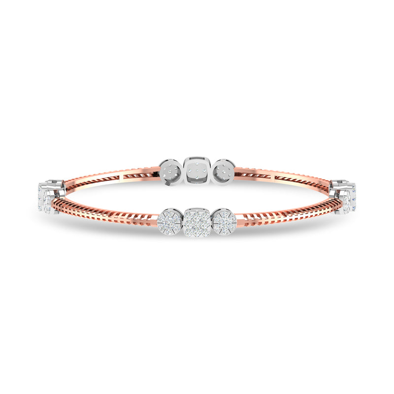 Tamar Bangle