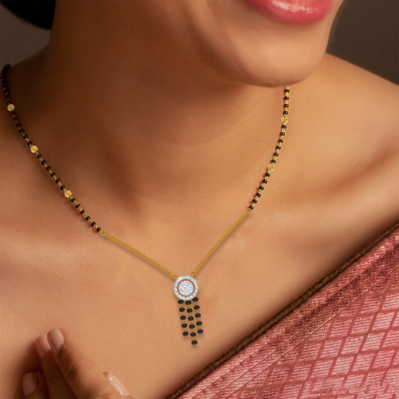 Donna Mangalsutra