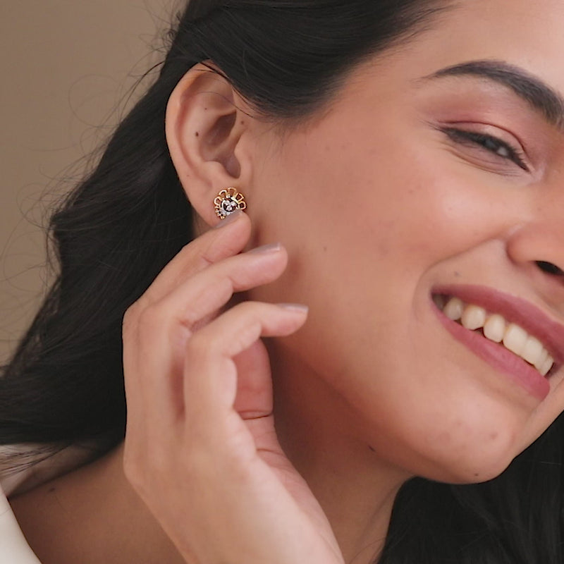Neva Earring