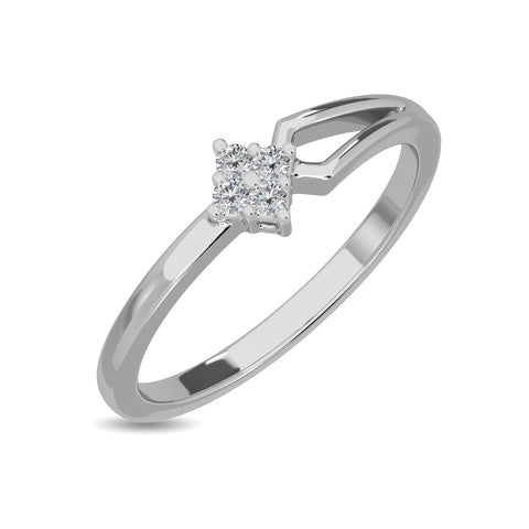 Glistening Diamond Ring