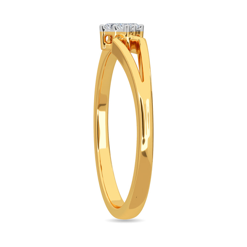 Glistening Diamond Ring